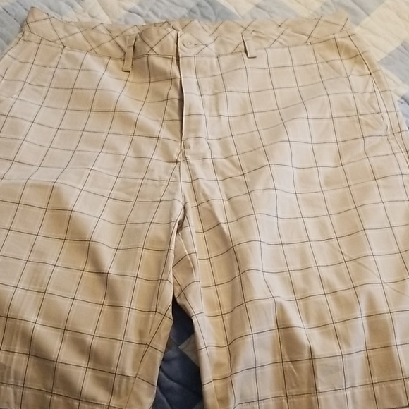 Men's Ashworth Golf Shorts - Picture 1 of 6